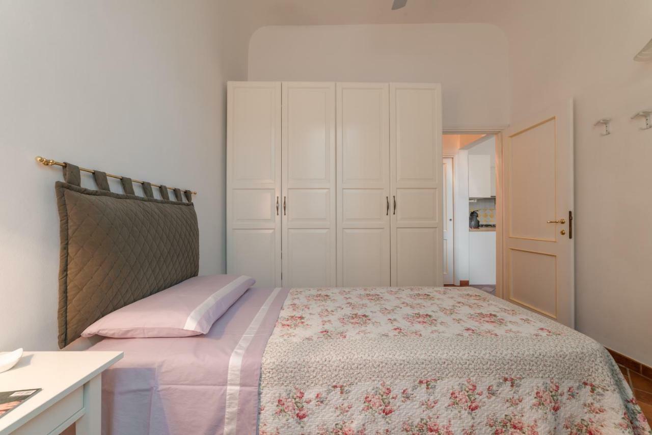 Le Rose Di Leonardo - Antica Dimora Apartment Firenze Bagian luar foto